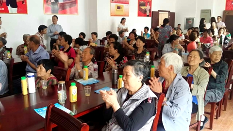 一榨鮮飲料發(fā)布會(huì)